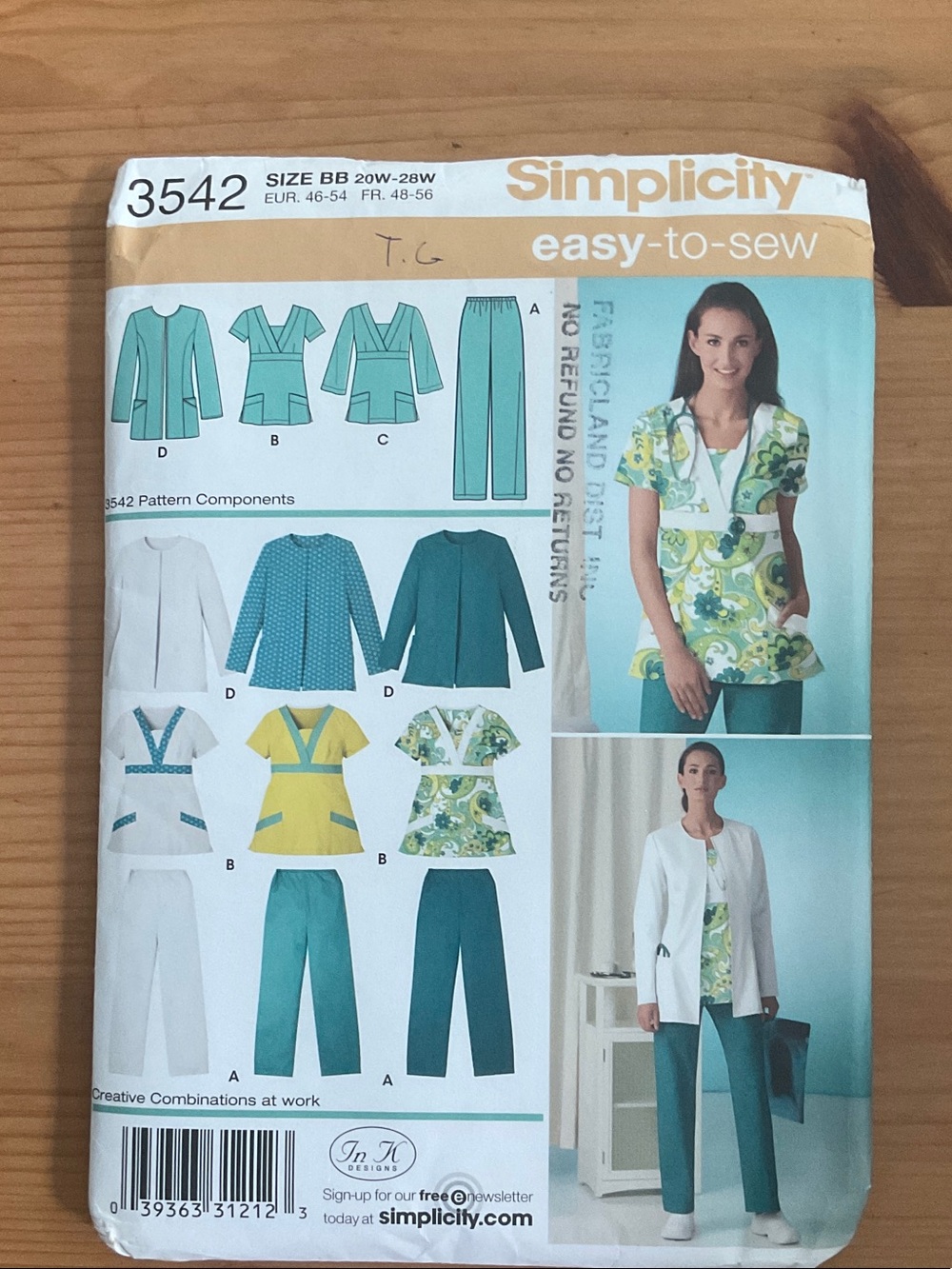 Simplicity Women's Teal Pants & Scrub Top Sewing Pattern